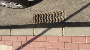 2017-03-16 Imbornal taponado