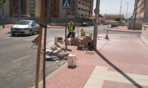 2017-04-17 Reparaciones en aceras para discapacitados