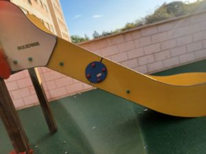 2021-11-09 Juegos infantiles de Joven Futura una vez limpios