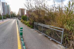 2023-03-04 Vallado acequia Alfatego a su paso por debajo de la Avenida Joven Futura